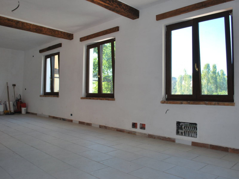 Tipologia Immobile: villa/indipendente Provincia: roma Comune: roma Località: casal selce Indirizzo: Via Atenulfo