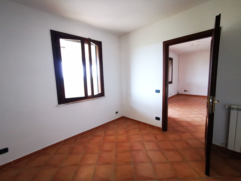 Tipologia Immobile: appartamento Provincia: roma Comune: ardea Località: nuova florida Indirizzo: Via Rieti