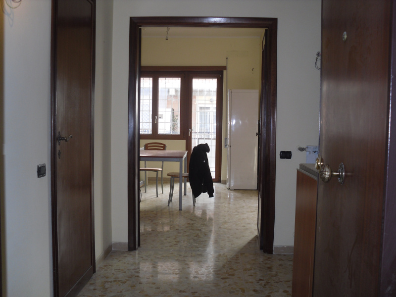 Tipologia Immobile: appartamento Provincia: roma Comune: genzano di roma Località:  Indirizzo: Vicolo San Carlino