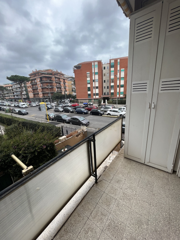 Tipologia Immobile: appartamento Provincia: roma Comune: roma Località: ostia levante Indirizzo: Viale Capitan Casella
