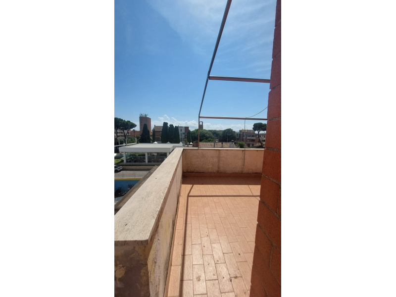 Tipologia Immobile: appartamento Provincia: roma Comune: anzio Località: lavinio mare Indirizzo: Viale Stella Marina