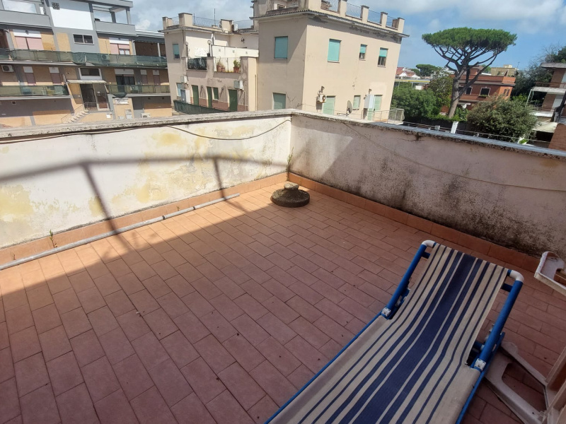 Tipologia Immobile: appartamento Provincia: roma Comune: anzio Località: lavinio mare Indirizzo: Viale Stella Marina
