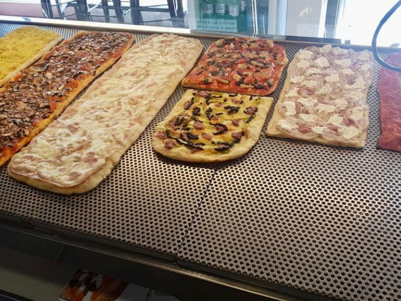 Tipologia Immobile: pizzeria Provincia: roma Comune: roma Località: eur tre pini Indirizzo: Via di Mezzocammino