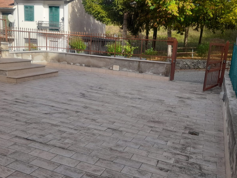 Tipologia Immobile: appartamento Provincia: rieti Comune: colle di tora Località:  Indirizzo: Via dello Sport