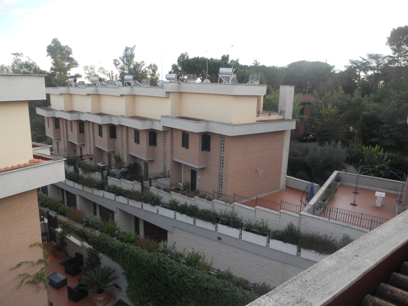 Tipologia Immobile: villa/indipendente Provincia: roma Comune: roma Località: la storta Indirizzo: Via della Storta