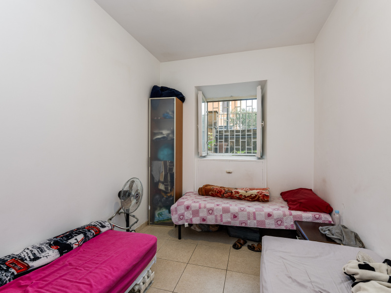 Tipologia Immobile: appartamento Provincia: roma Comune: roma Località: pineta sacchetti Indirizzo: Via Silvestro II