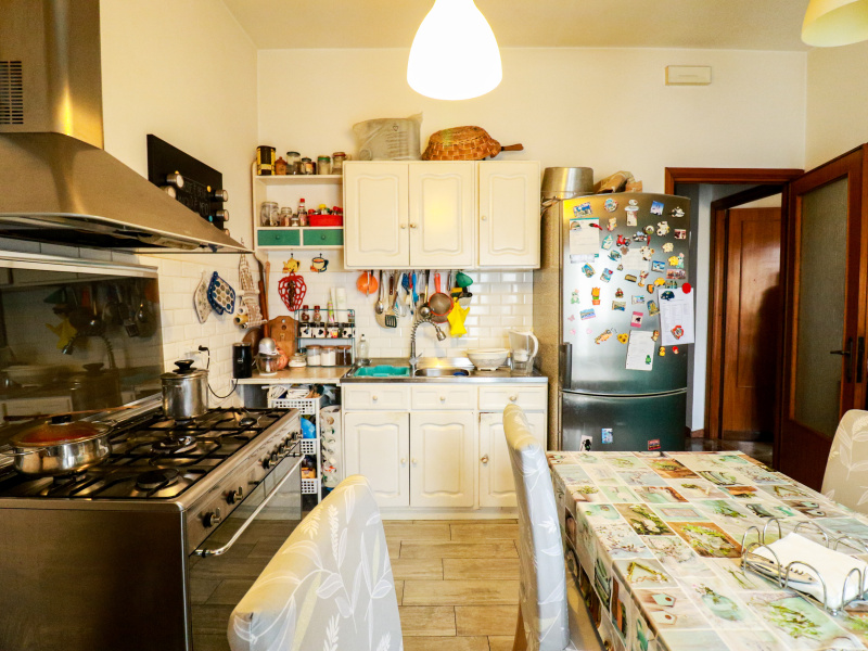 Tipologia Immobile: appartamento Provincia: roma Comune: roma Località: selva candida Indirizzo: Via Garlasco