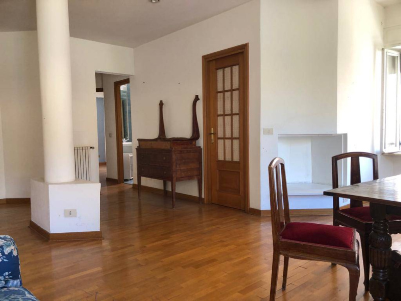 Tipologia Immobile: appartamento Provincia: roma Comune: roma Località: vaticano - borgo Indirizzo: Via del Falco