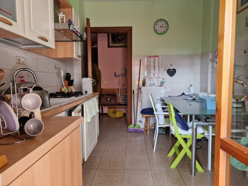 Tipologia Immobile: appartamento Provincia: roma Comune: anzio Località: anzio colonia Indirizzo: Via Lombardia