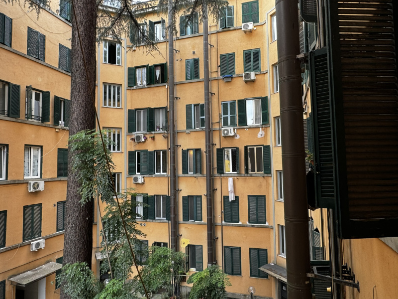 Tipologia Immobile: appartamento Provincia: roma Comune: roma Località: esquilino - san lorenzo Indirizzo: Via degli Ausoni