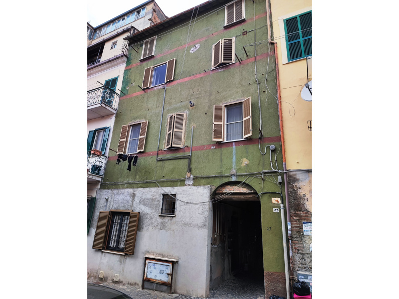 Tipologia Immobile: appartamento Provincia: roma Comune: albano laziale Località: centro urbano Indirizzo: Via Leonardo Murialdo