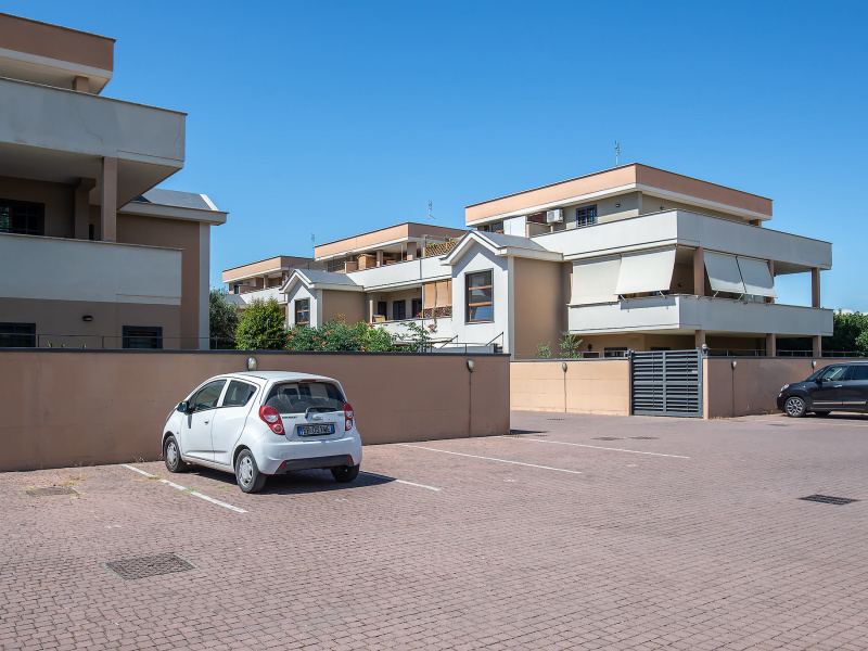 Tipologia Immobile: appartamento Provincia: roma Comune: roma Località: acilia Indirizzo: Largo Rodolfo Villani