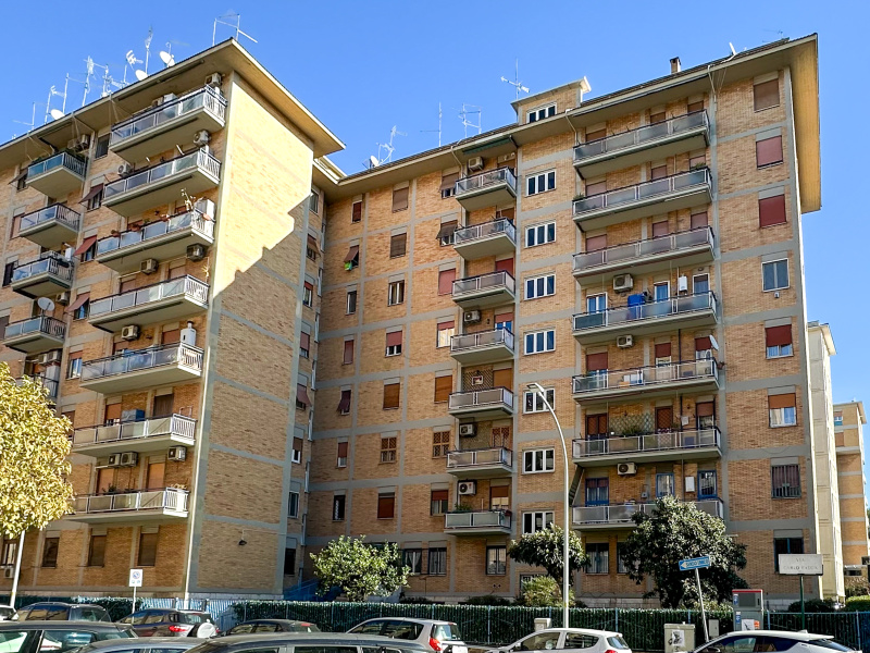 Tipologia Immobile: appartamento Provincia: roma Comune: roma Località: cinecittà - don bosco Indirizzo: Via Carlo Fadda