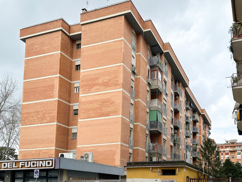 Tipologia Immobile: appartamento Provincia: roma Comune: roma Località: magliana Indirizzo: Via Pescaglia