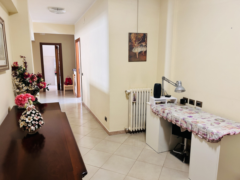 Tipologia Immobile: appartamento Provincia: roma Comune: roma Località: cinecittà - don bosco Indirizzo: Via Flavio Stilicone