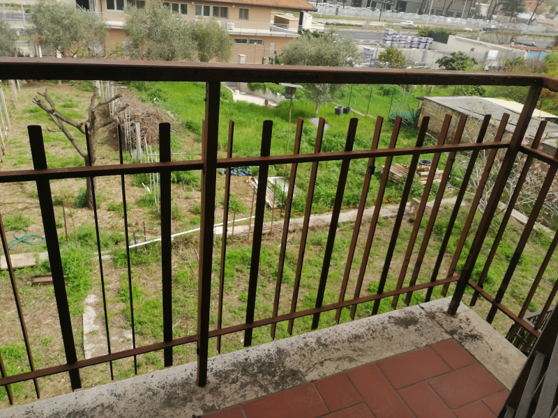 Tipologia Immobile: appartamento Provincia: roma Comune: roma Località: la rustica Indirizzo: Via Villa Santa Maria