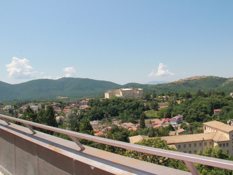 Tipologia Immobile: appartamento Provincia: frosinone Comune: fiuggi Località:  Indirizzo: Via Vecchia Fiuggi