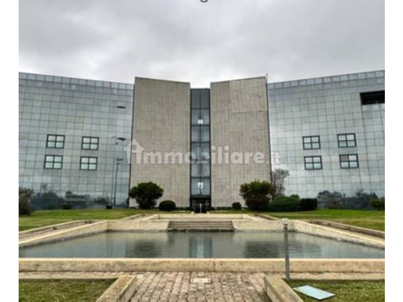 Tipologia Immobile: ufficio Provincia: roma Comune: pomezia Località:  Indirizzo: Via Giamaica