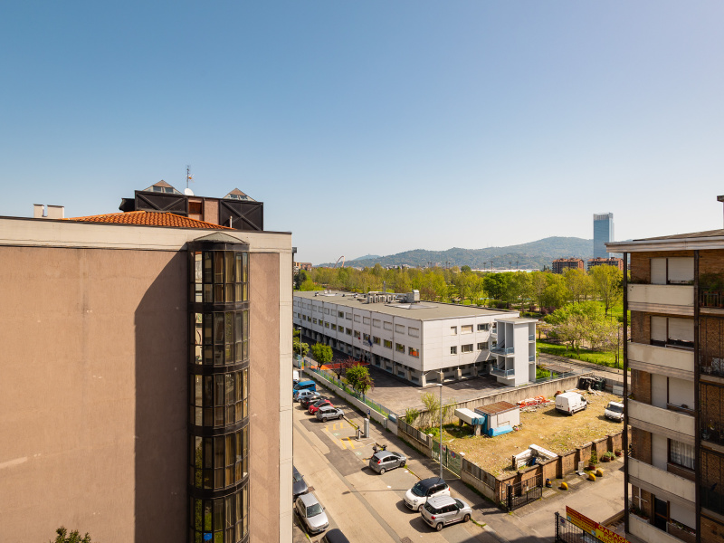 Tipologia Immobile: appartamento Provincia: torino Comune: torino Località: mirafiori sud Indirizzo: Corso Traiano