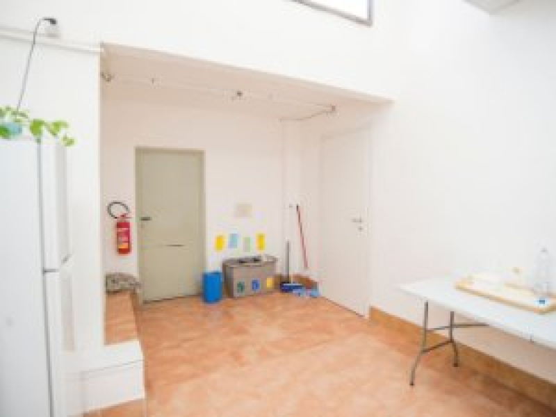 Tipologia Immobile: negozio Provincia: roma Comune: roma Località: pigneto - largo preneste Indirizzo: Via Bernardo Buontalenti