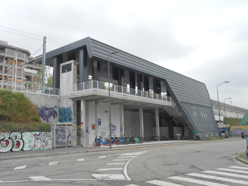 Tipologia Immobile: appartamento Provincia: milano Comune: milano Località: v. meda-v.le cermenate Indirizzo: Via Giovanni Pezzotti