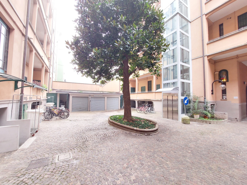 Tipologia Immobile: appartamento Provincia: milano Comune: milano Località: ripamonti Indirizzo: Via Francesco De Sanctis