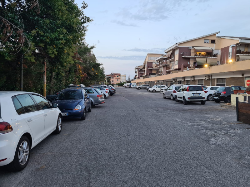 Tipologia Immobile: attività commerciale Provincia: roma Comune: roma Località: morena Indirizzo: Via della Tenuta del Casalotto