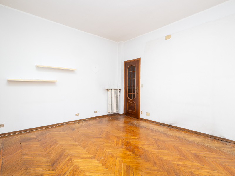 Tipologia Immobile: appartamento Provincia: torino Comune: torino Località: san salvario Indirizzo: Via Genova