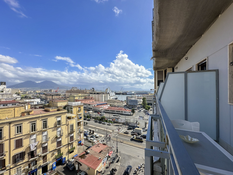 Tipologia Immobile: affittacamere Provincia: napoli Comune: napoli Località: porto Indirizzo: Via Duomo