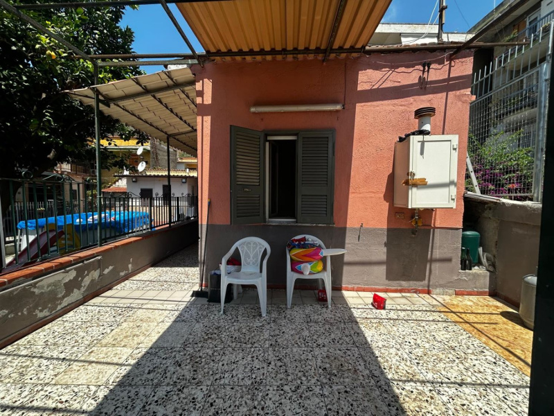 Tipologia Immobile: appartamento Provincia: napoli Comune: napoli Località: soccavo Indirizzo: Via Provinciale Montagna Spaccata
