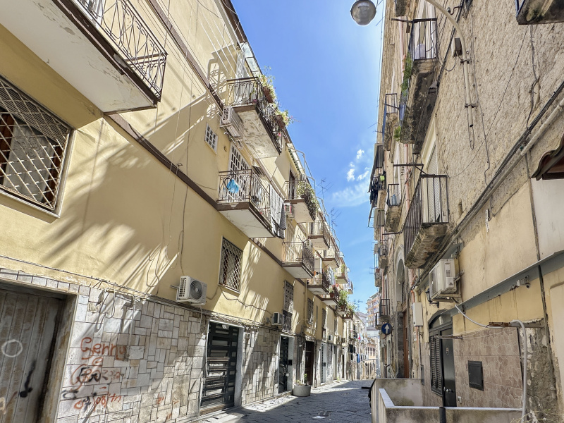 Tipologia Immobile: box Provincia: napoli Comune: napoli Località: chiaia Indirizzo: Cupa Caiafa