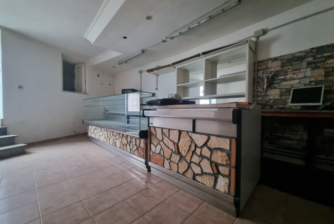 Tipologia Immobile: appartamento Provincia: roma Comune: agosta Località:  Indirizzo: Via Roma