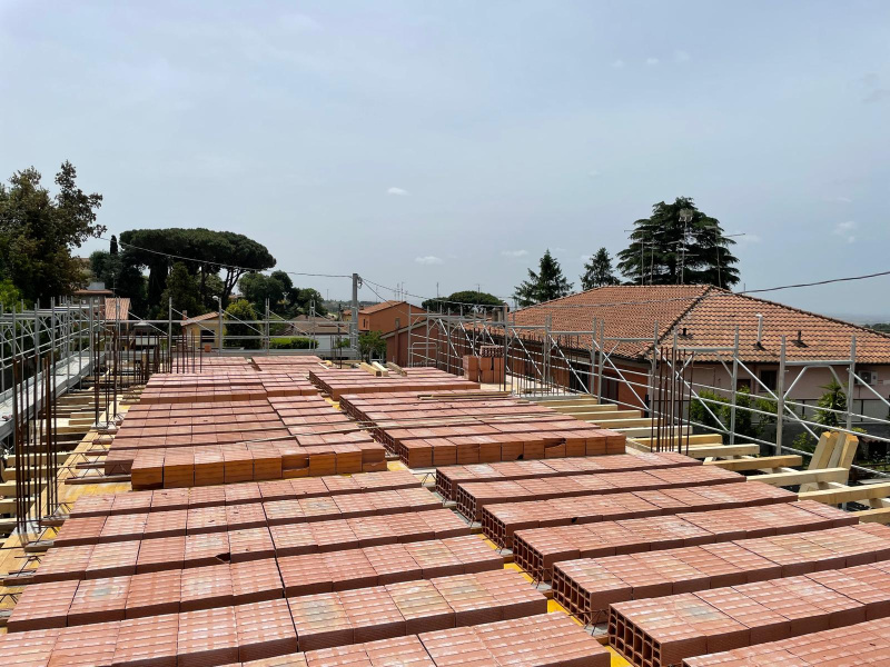 Tipologia Immobile: appartamento Provincia: roma Comune: albano laziale Località: centro urbano Indirizzo: Via Olivella