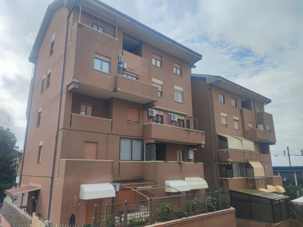 Tipologia Immobile: appartamento Provincia: roma Comune: albano laziale Località: centro urbano Indirizzo: Via Quarto Grotte