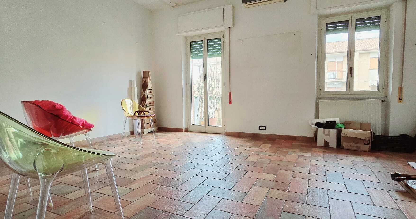 Tipologia Immobile: appartamento Provincia: roma Comune: anzio Località: lido dei pini Indirizzo: Via Varese