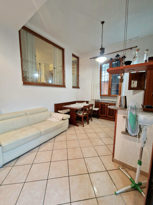 Tipologia Immobile: appartamento Provincia: roma Comune: anzio Località: centro Indirizzo: Via 21 Aprile