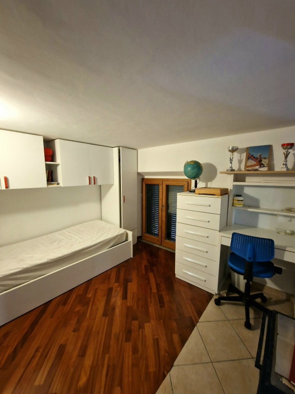 Tipologia Immobile: appartamento Provincia: roma Comune: anzio Località: centro Indirizzo: Via 21 Aprile