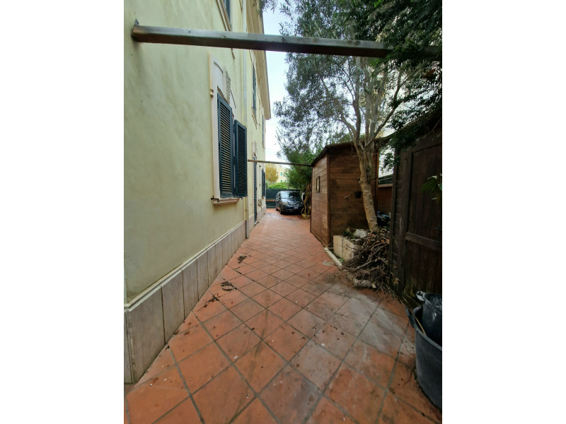 Tipologia Immobile: appartamento Provincia: roma Comune: anzio Località: centro Indirizzo: Via 21 Aprile