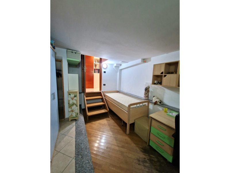 Tipologia Immobile: appartamento Provincia: roma Comune: anzio Località: centro Indirizzo: Via 21 Aprile