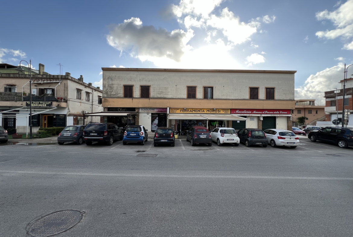 Tipologia Immobile: appartamento Provincia: roma Comune: ardea Località: tor san lorenzo Indirizzo: Via delle Murene