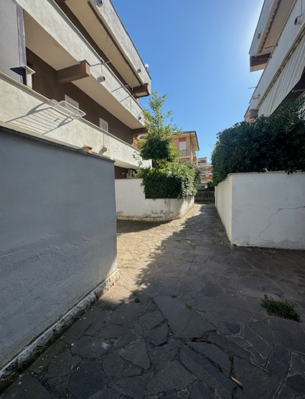 Tipologia Immobile: appartamento Provincia: roma Comune: ardea Località: marina di ardea Indirizzo: Via Bolzano