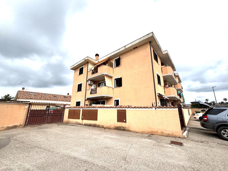 Tipologia Immobile: appartamento Provincia: roma Comune: ardea Località: tor san lorenzo Indirizzo: Via Tirino