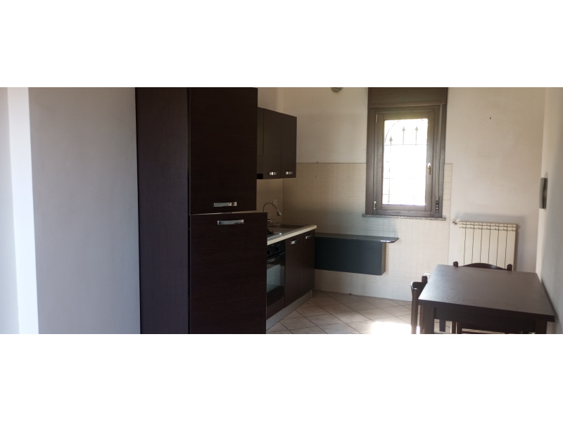 Tipologia Immobile: appartamento Provincia: roma Comune: ardea Località: tor san lorenzo Indirizzo: Via Scrivia
