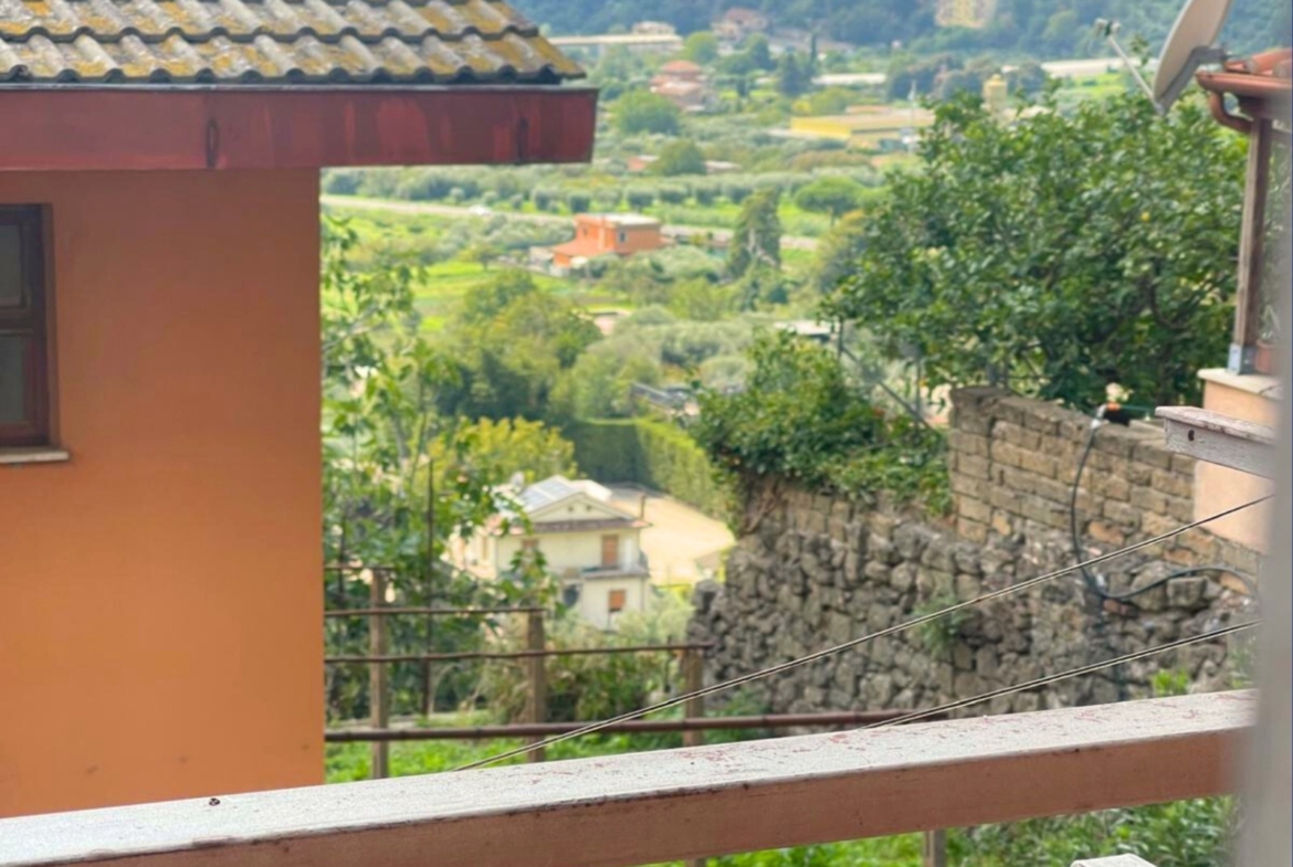 Tipologia Immobile: appartamento Provincia: roma Comune: ariccia Località:  Indirizzo: Via Strada Nuova
