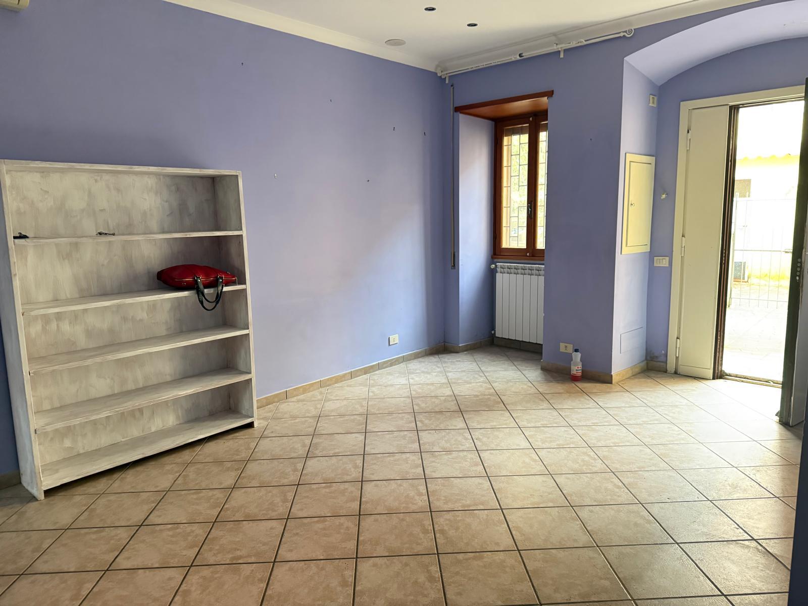 Tipologia Immobile: appartamento Provincia: roma Comune: ariccia Località:  Indirizzo: Via Strada Nuova