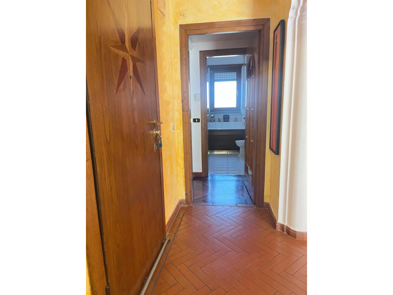 Tipologia Immobile: appartamento Provincia: roma Comune: ariccia Località:  Indirizzo: Viale Piave