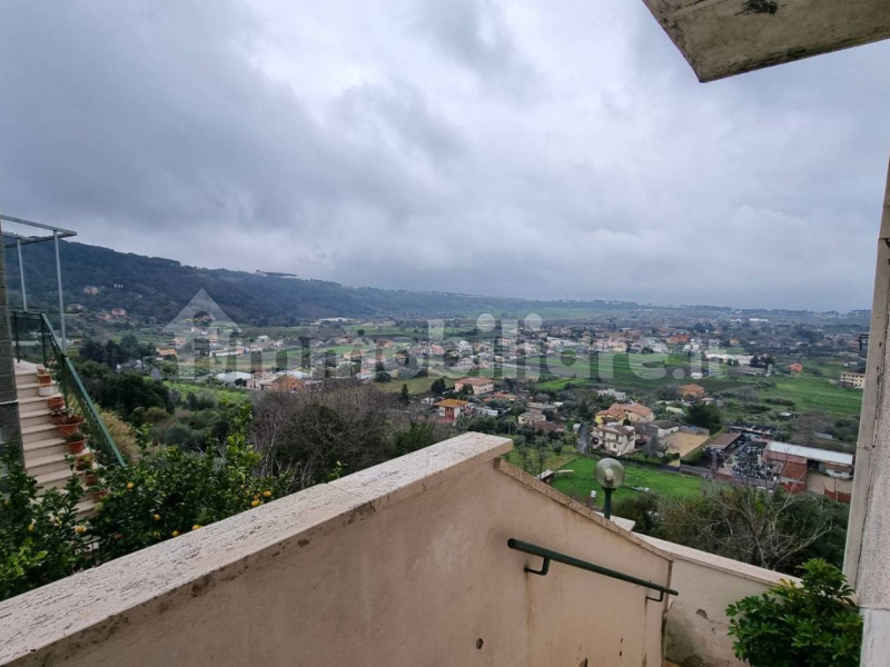 Tipologia Immobile: appartamento Provincia: roma Comune: ariccia Località:  Indirizzo: Vicolo del Mattatoio