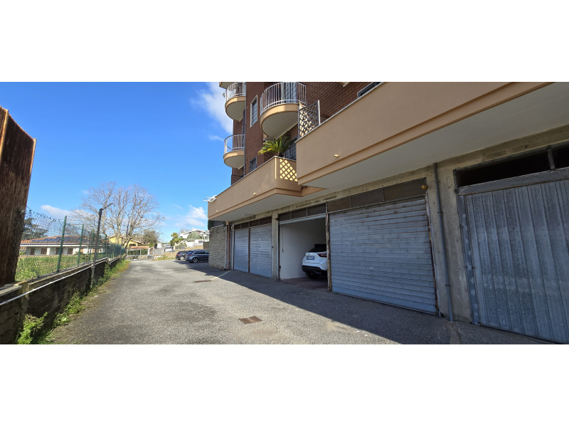 Tipologia Immobile: appartamento Provincia: roma Comune: ariccia Località:  Indirizzo: Via delle Albicocche