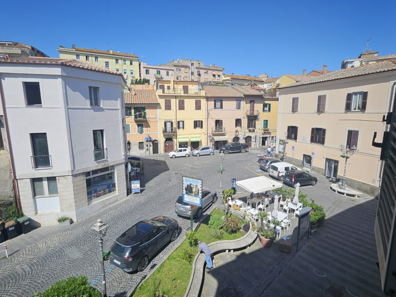 Tipologia Immobile: appartamento Provincia: roma Comune: bracciano Località: centro storico Indirizzo: Piazza Roma