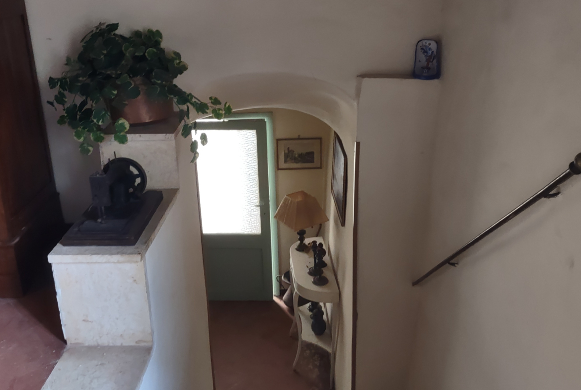 Tipologia Immobile: appartamento Provincia: rieti Comune: castelnuovo di farfa Località:  Indirizzo: Via Tolomei